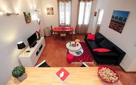 Le Savoy Palace - Five Stars Holiday House